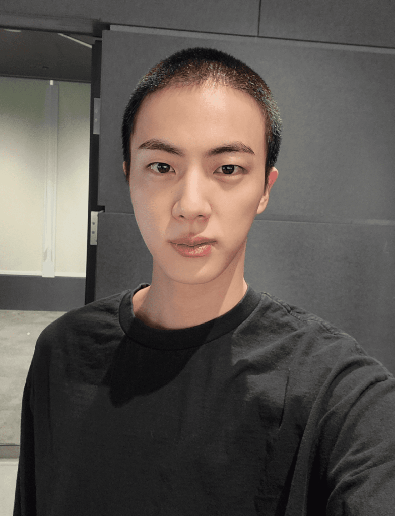 bts rm crane rasé