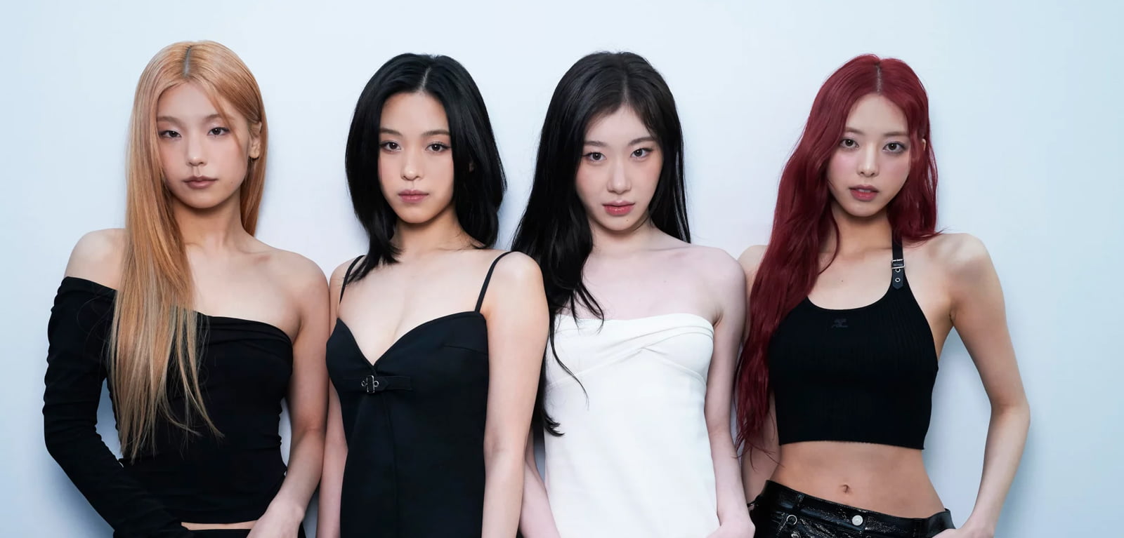 ITZY-COURREGES-PARIS-FASHION-WEEK