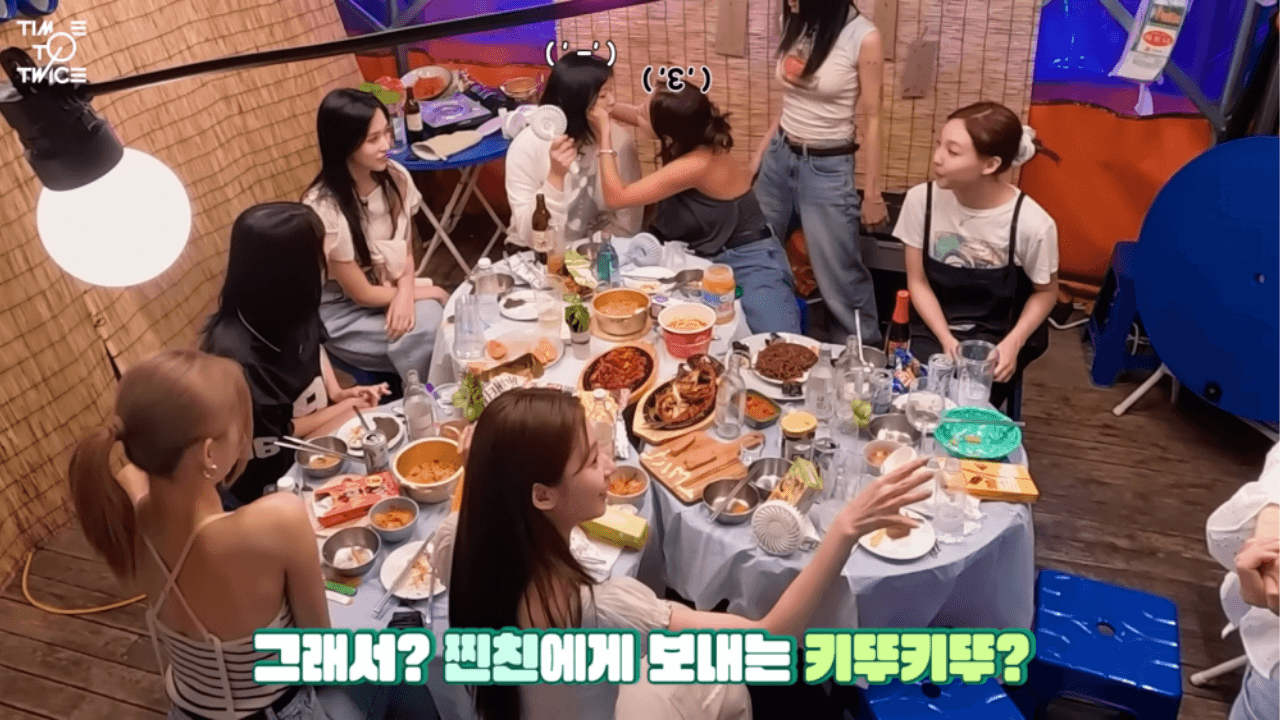 Jihyo-kiss-Jeongyeon