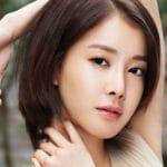 Actress Lee Si Young