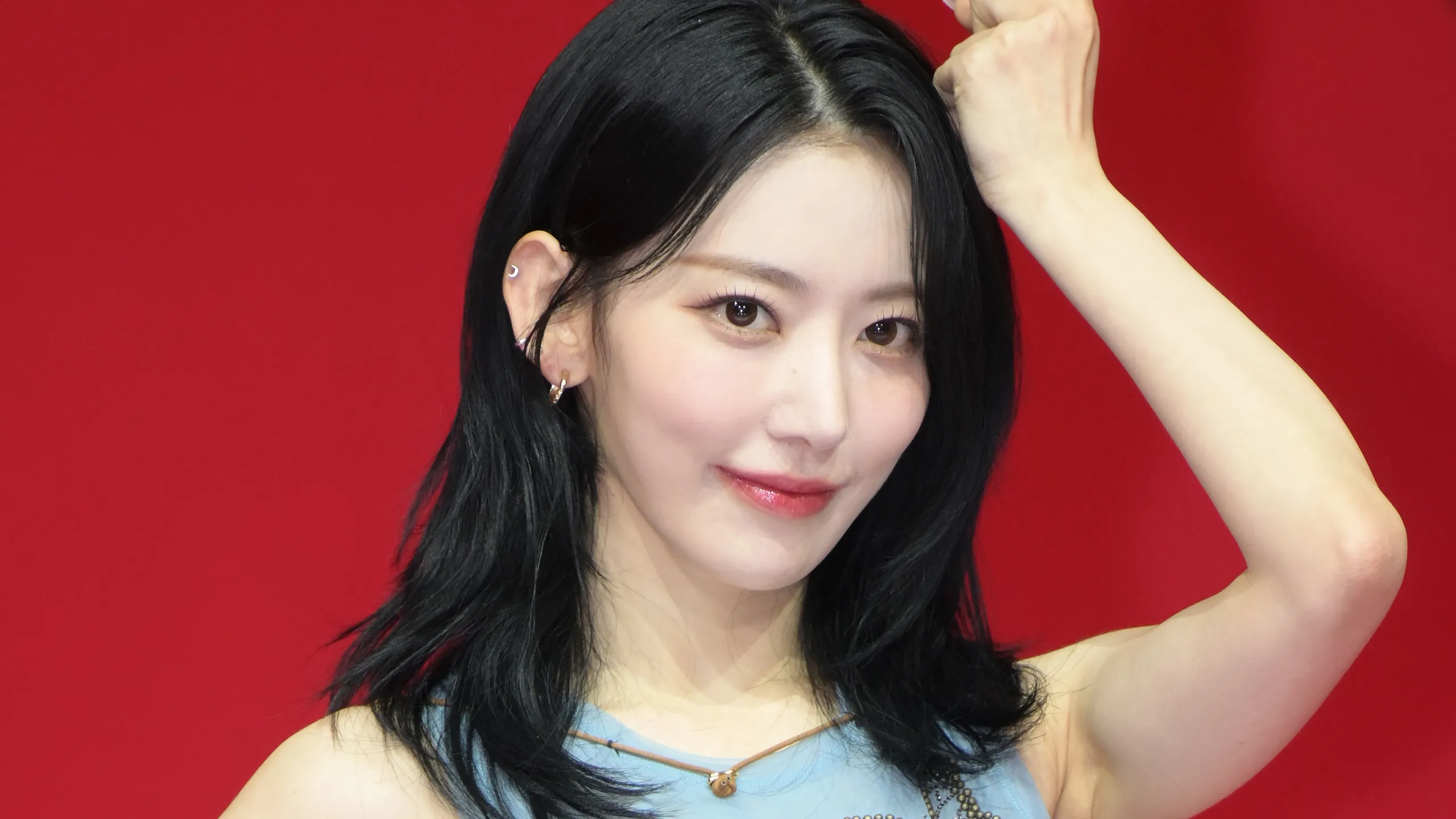 LE SSERAFIM Sakura hd