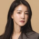 Actress Lee Si Young